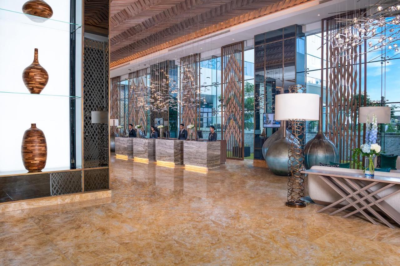 Al Jaddaf Rotana Suite Hotel Dubai Exterior photo